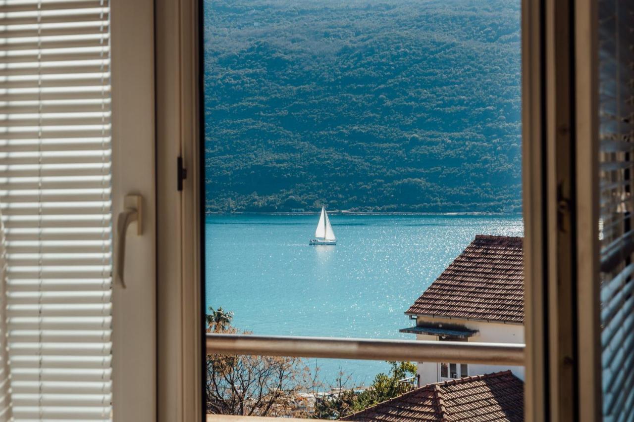 Apartmani Mara Kumbor Εξωτερικό φωτογραφία